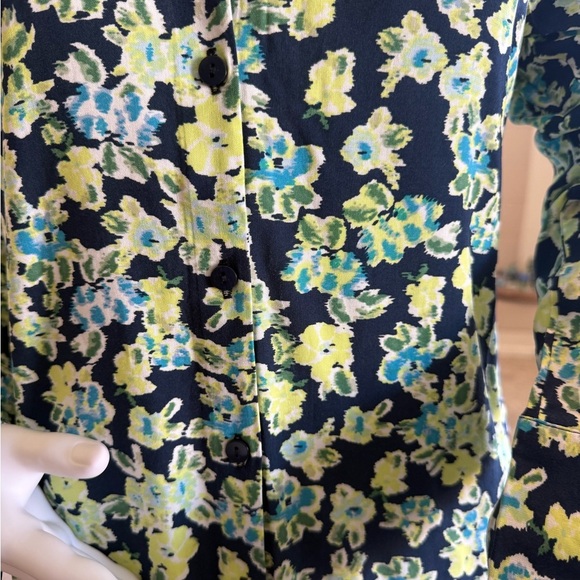 NWT Alex & Jordan 100% Rayon Floral Button-Up Shirt SM - Picture 3 of 8